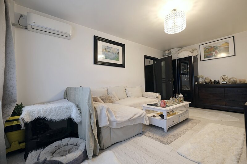 Lacul Tei (stradal), apartament exceptional 2 camere, etaj 3.