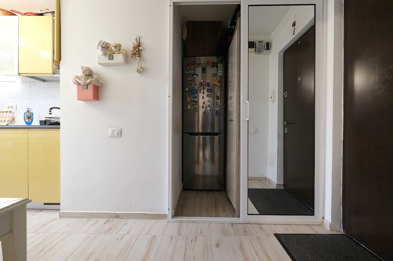 Lacul Tei (stradal), apartament exceptional 2 camere, etaj 3.